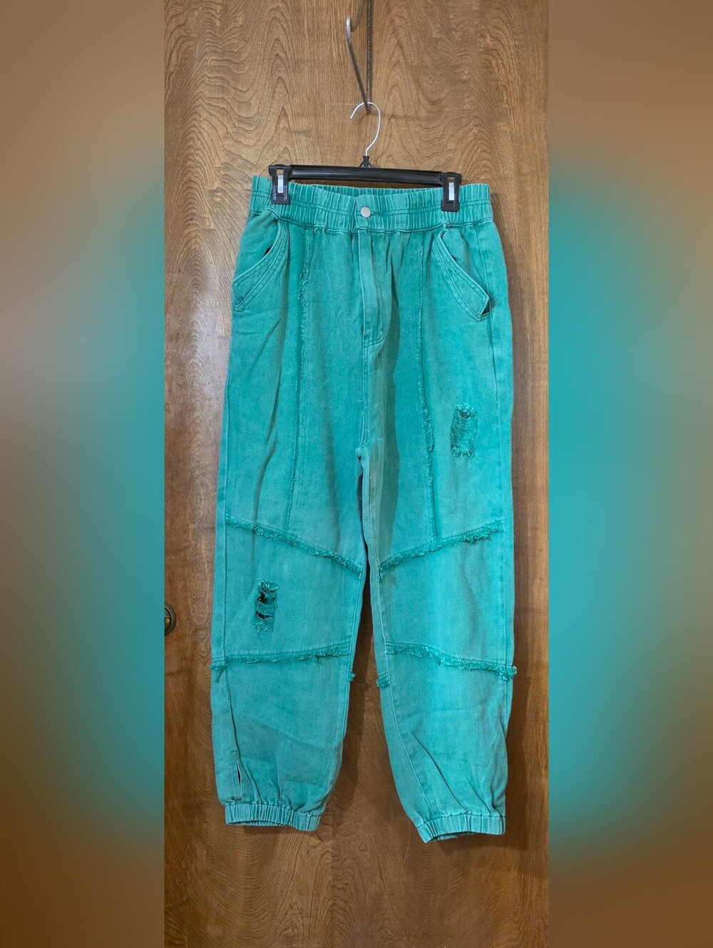 NWOT 30" Waist POL Distressed Kelly Green Denim Pants